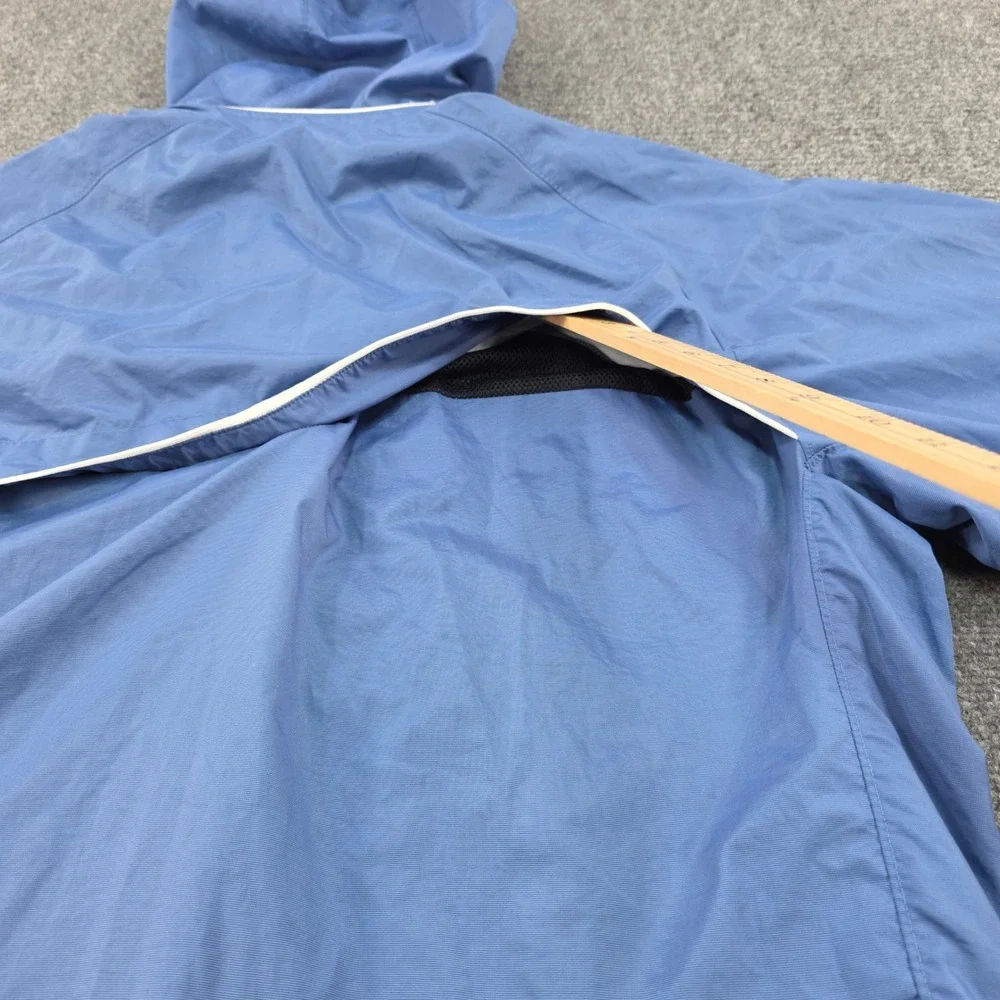 Nike removable hood